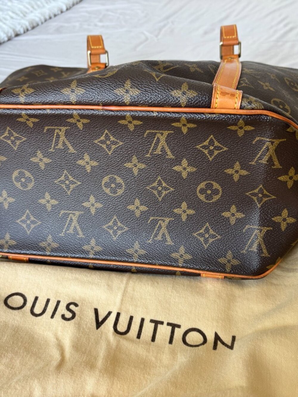 Large Louis Vuitton Monogram Tote - Picture 6 of 10